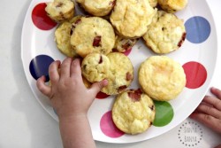 Lunch box idea mini egg and bacon quiche ~ Danya Banya