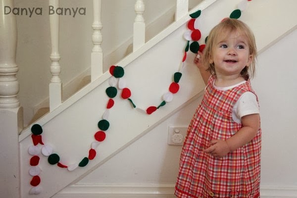 DIY felt garland Christmas decorations