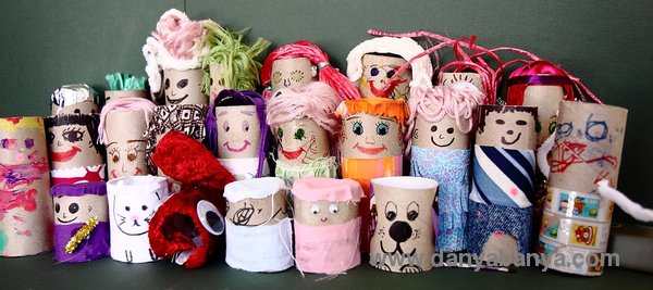 toilet paper roll dolls