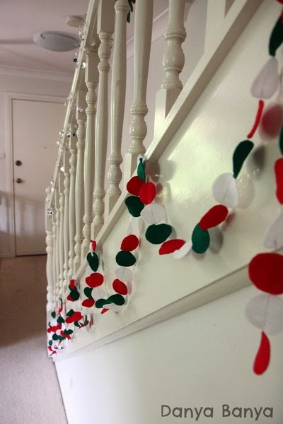 DIY felt garland Christmas decorations