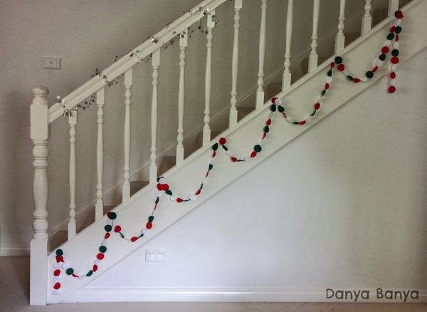 Easy DIY felt Christmas garland