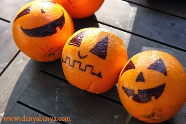 Halloween oranges